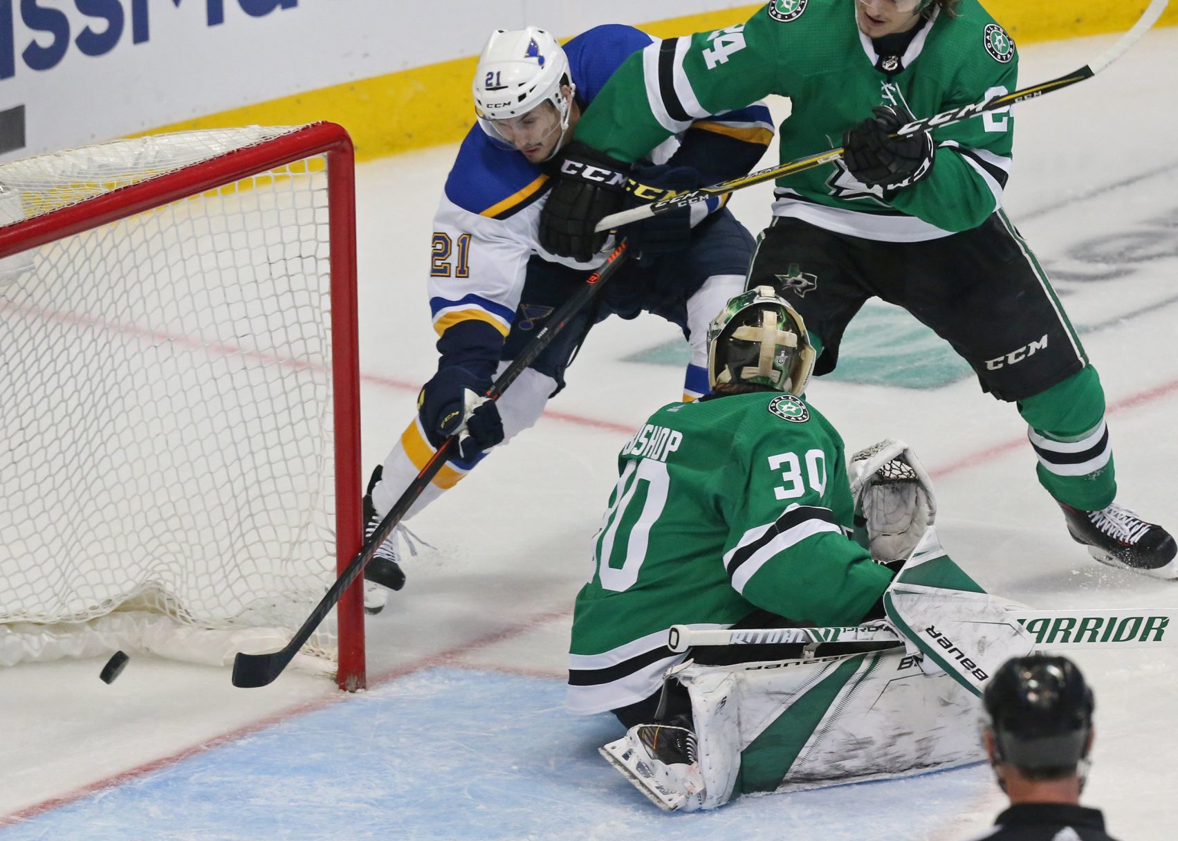Blues and Stars skate in Game 3 of their playoff